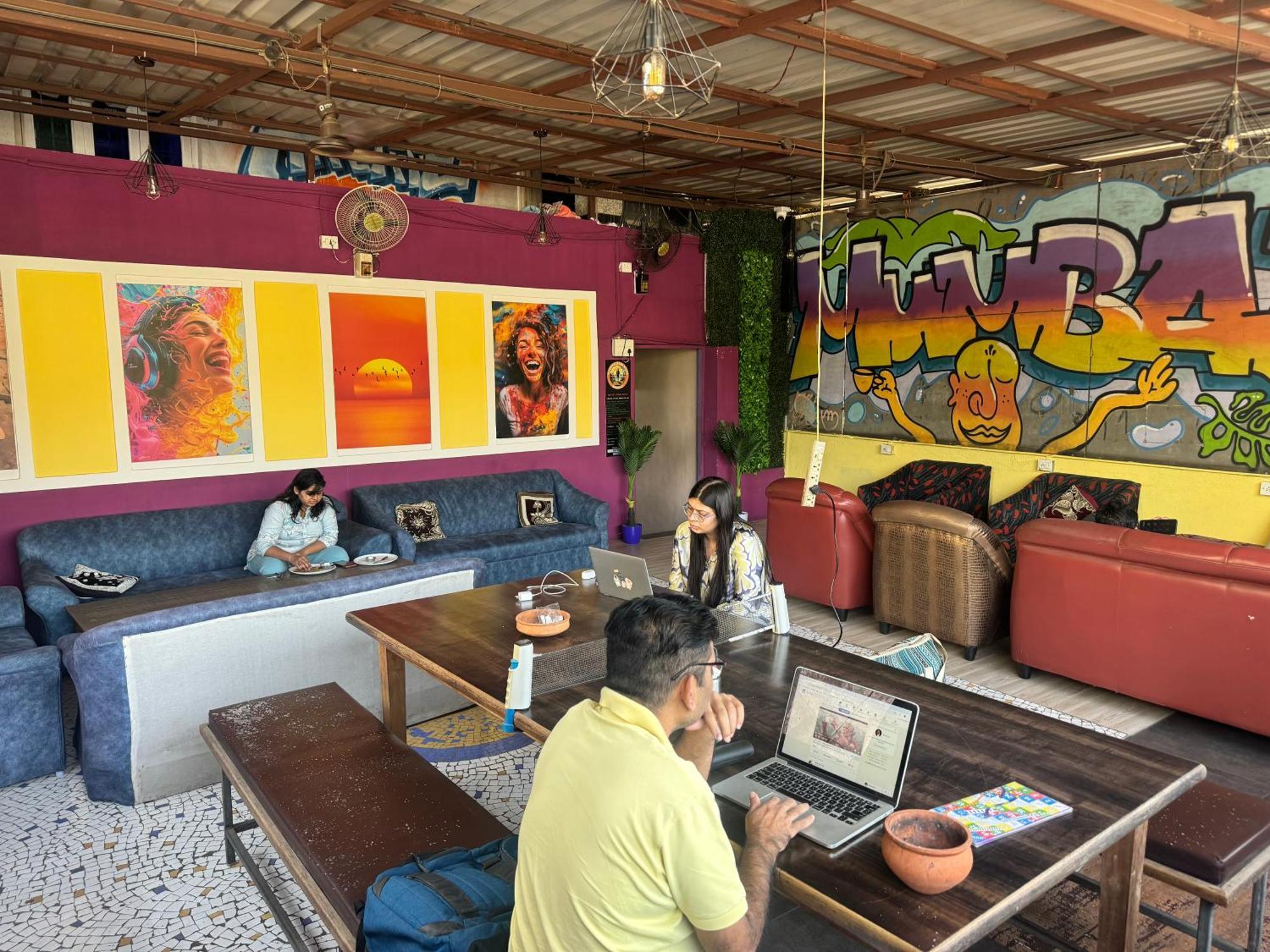 Backpackers Villa Mumbai Exterior photo