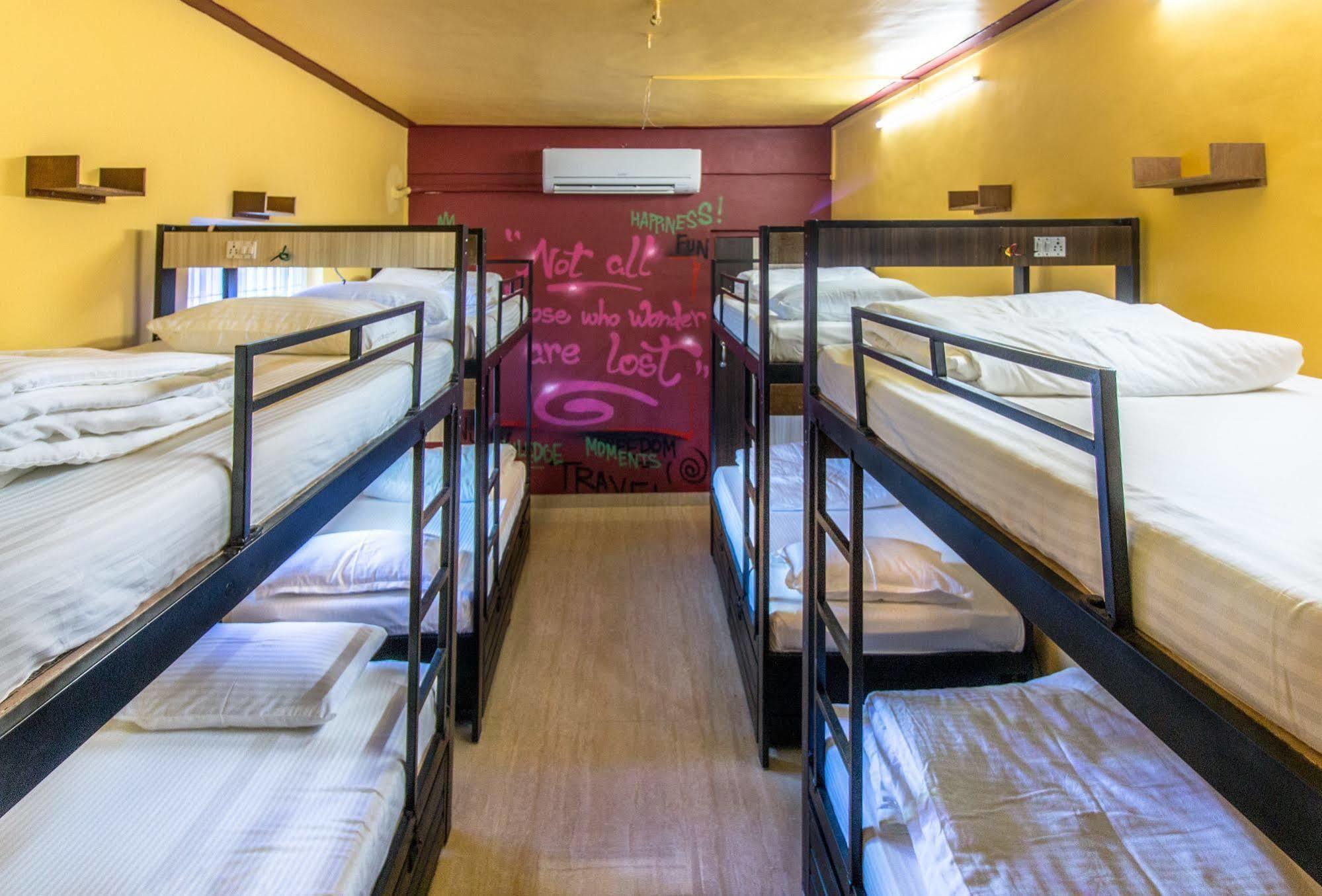 Backpackers Villa Mumbai Exterior photo