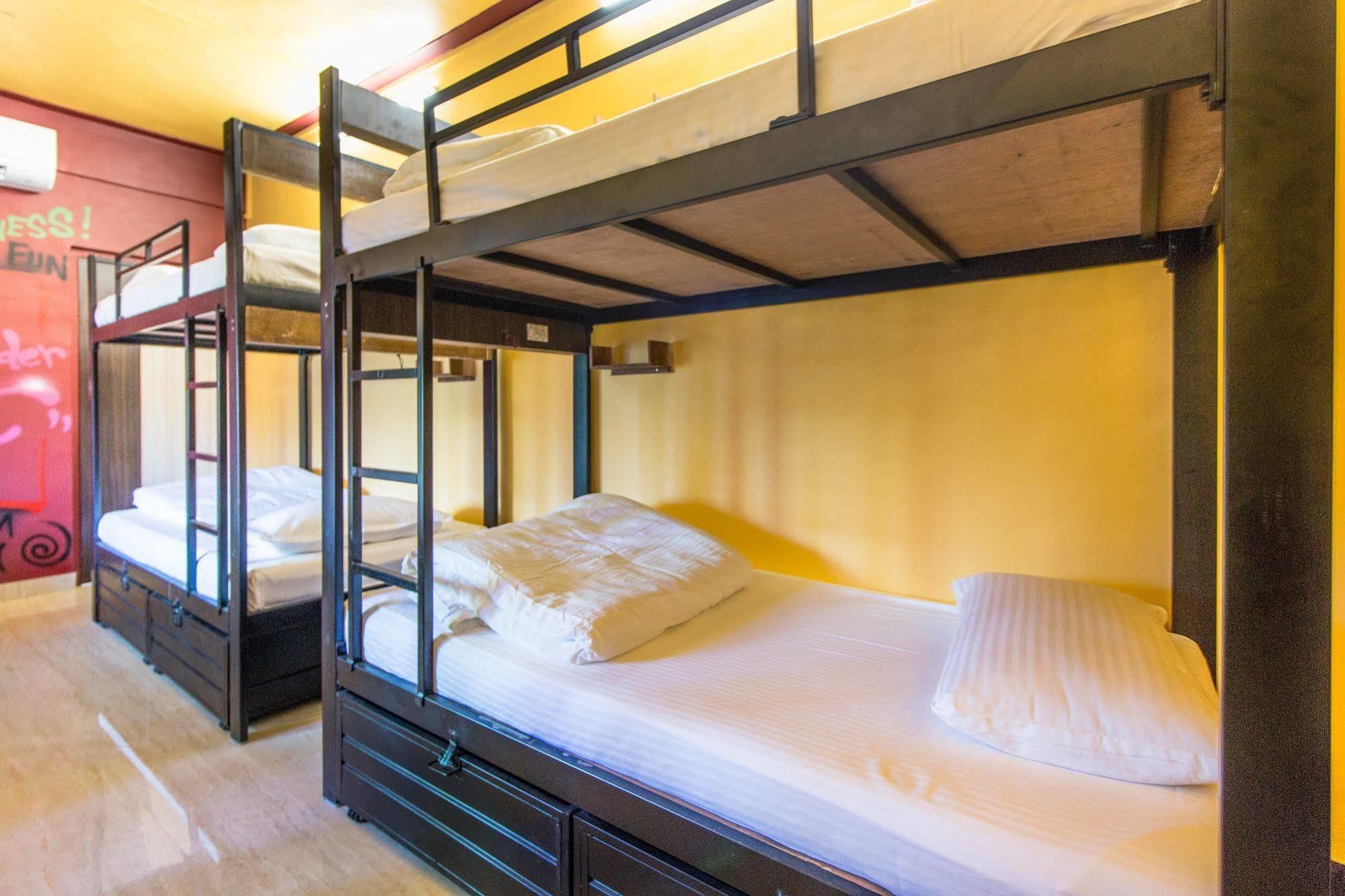 Backpackers Villa Mumbai Exterior photo